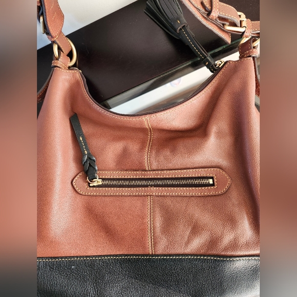 Dooney & Bourke 1975 Shoulder Bag - Picture 4 of 12